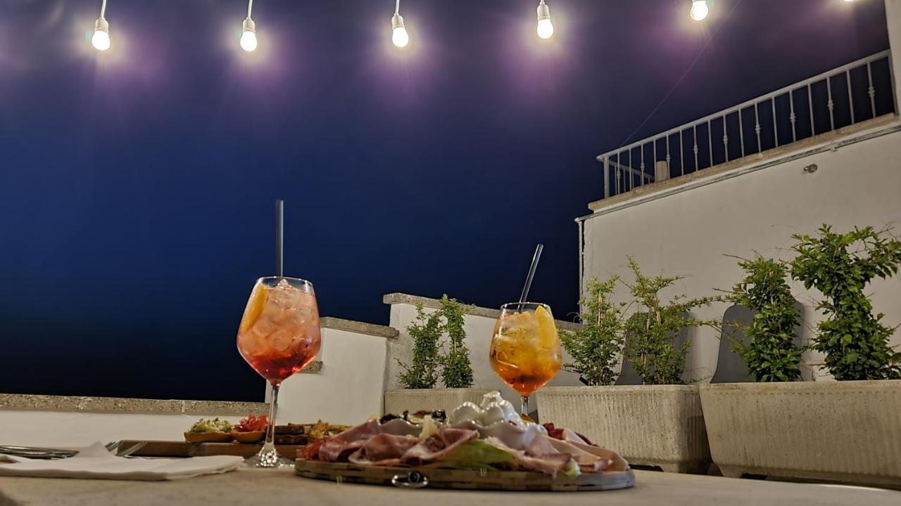 אוסטוני Elda Guest House מראה חיצוני תמונה