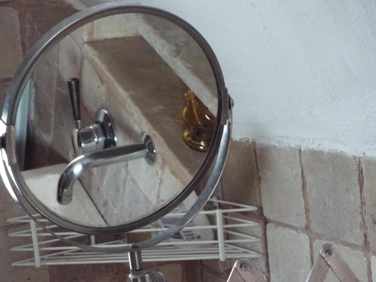 אוסטוני Elda Guest House מראה חיצוני תמונה