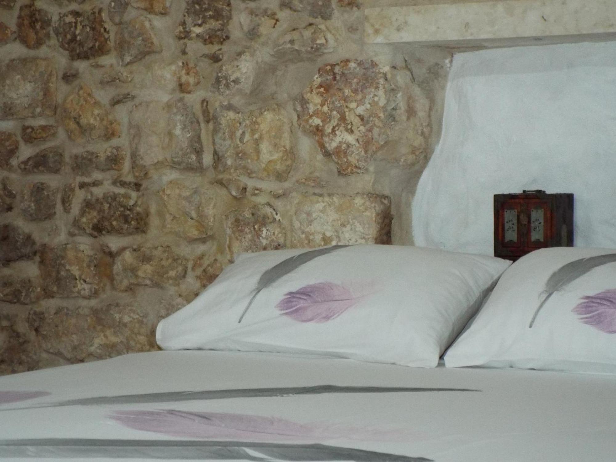 אוסטוני Elda Guest House מראה חיצוני תמונה